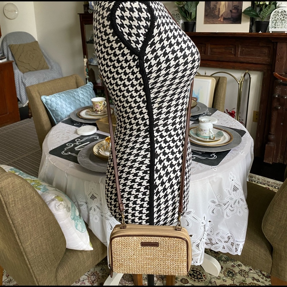 Connection Woven Crossbody - Picture 2 of 13